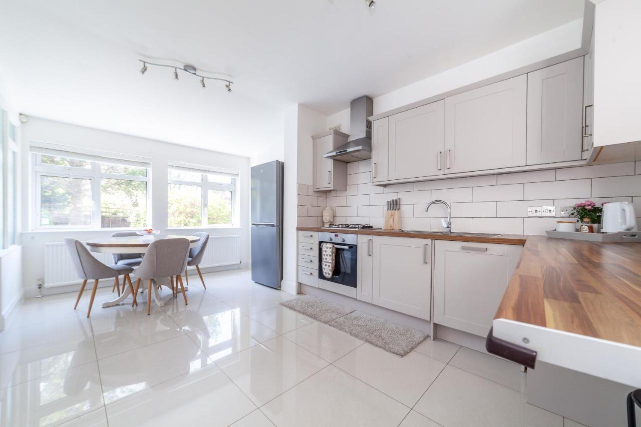 Fantastic 2br Flat Wpriv Gdn, Crouch End *