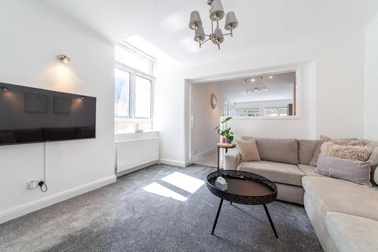 Fantastic 2br Flat Wpriv Gdn, Crouch End *